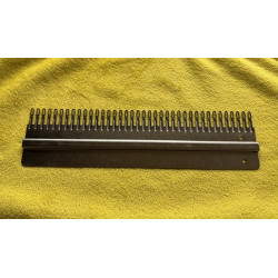 Zauberhafter Umhängekamm mit 38 nadeln für 6,5mm Strickmaschinen