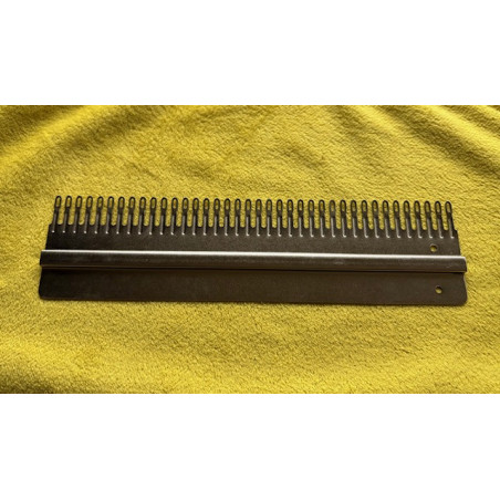 Zauberhafter Umhängekamm mit 38 nadeln für 6,5mm Strickmaschinen
