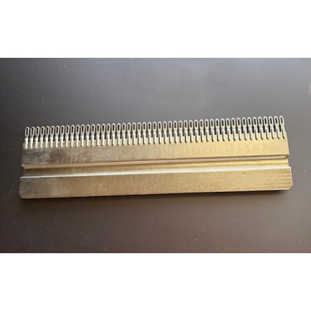 Zauberhafter Umhängekamm mit 50 Nadeln für 4,5mm Strickmaschinen