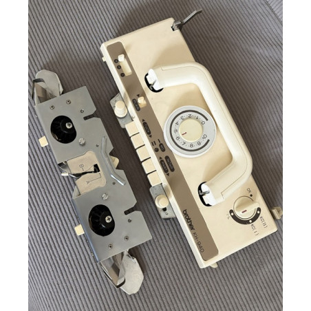 Strickschlitten K- Carriage KH940 mit Abstreifer Original, generalüberholt